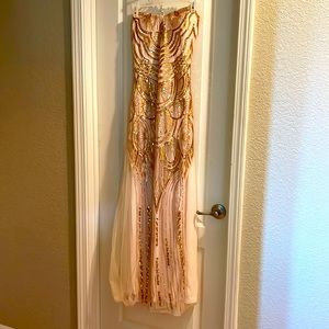 1920s style beige and gold sequin dress